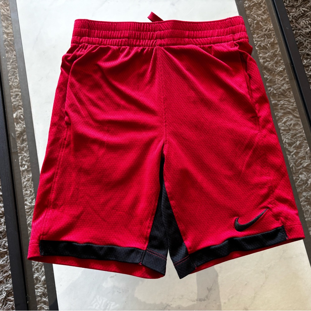 Boys Medium Red Nike shorts